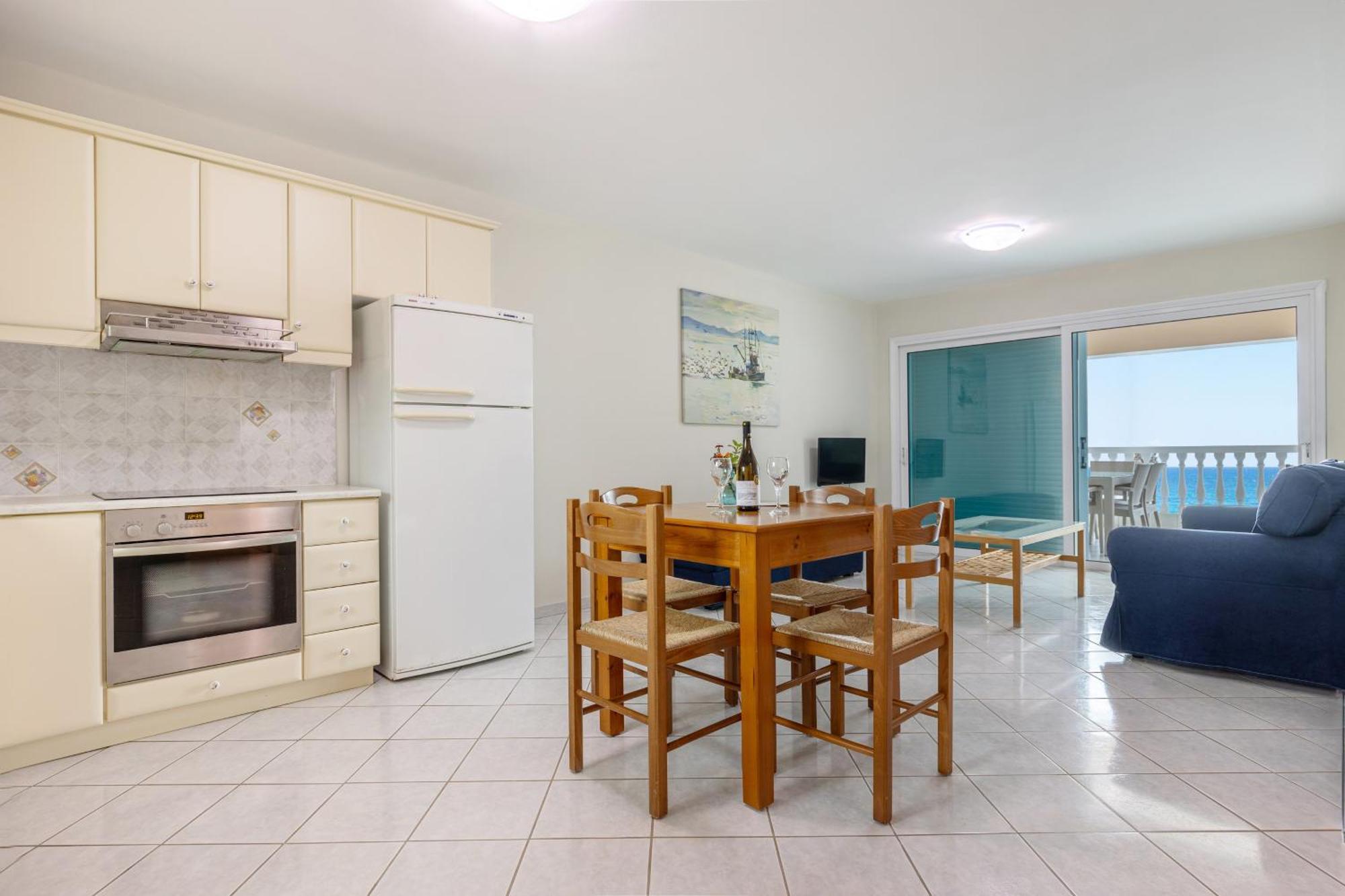 Playa Del Zante, By Tk Property Management 아모우디 외부 사진